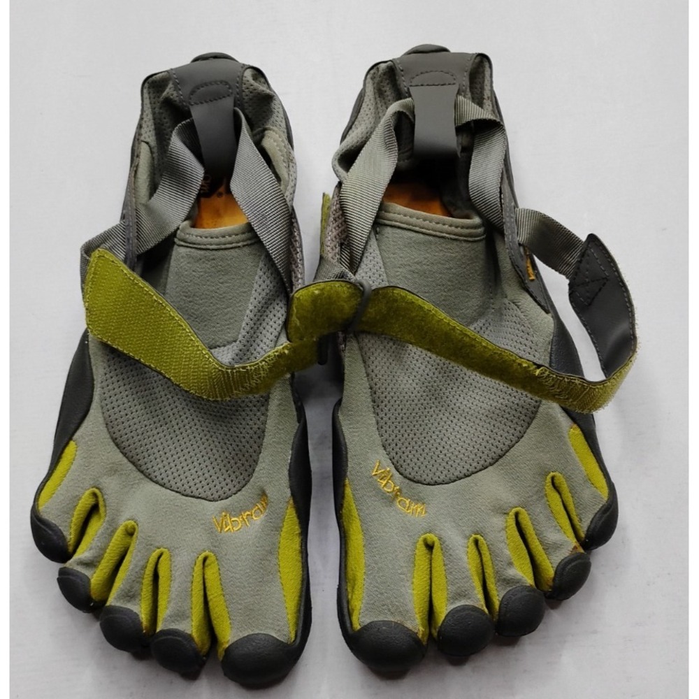 Vibram FiveFingers Shoes Mens Size 41 Gray Minimalist Toe Barefoot Running M145